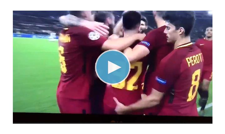 Perotti cieszy się z bramki i wkłada...  [VIDEO]