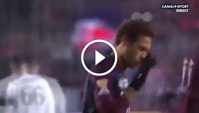 Neymar strzela gola i... robi to! xD [VIDEO]