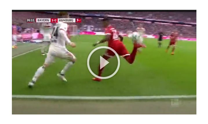 WOW! Tak Alaba załatwił piłkarzy Hamburga! [VIDEO]
