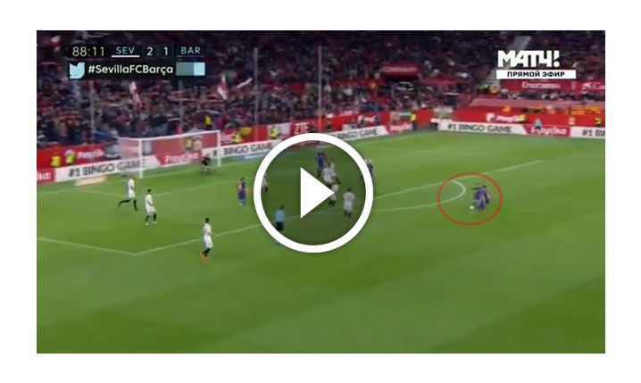 Messi ładuje gola na 2-2 z Sevilla! [VIDEO]