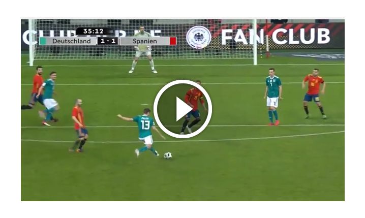 FENOMENALNY gol Mullera z Hiszpanią! Co za BOMBA!  [VIDEO]