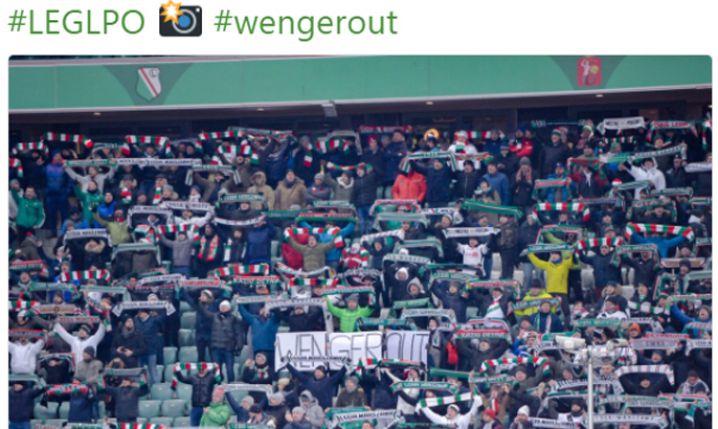 Nietypowy transparent na meczu Legia - Lech! :D