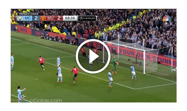 WOW! Smalling strzela gola z Man City! 2-3 [VIDEO]