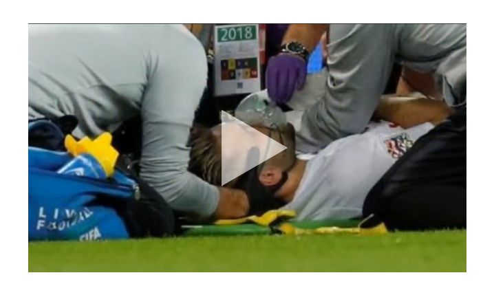 Groźna kontuzja Luke'a Shawa w meczu z Hiszpanią! [VIDEO]