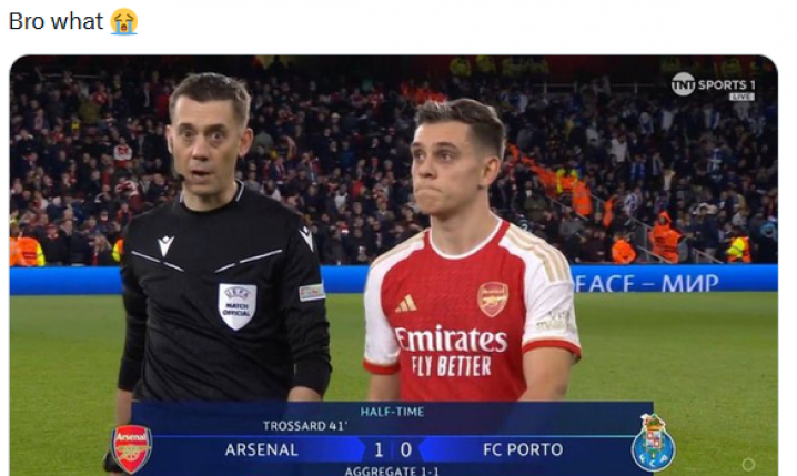 Trossard i sędzia meczu Arsenal - Porto xD