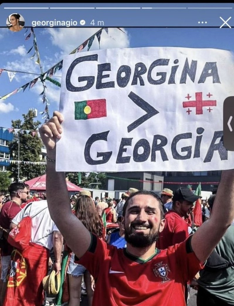 TRANSPARENT kibiców reprezentacji Portugalii przed meczem z Gruzją xD