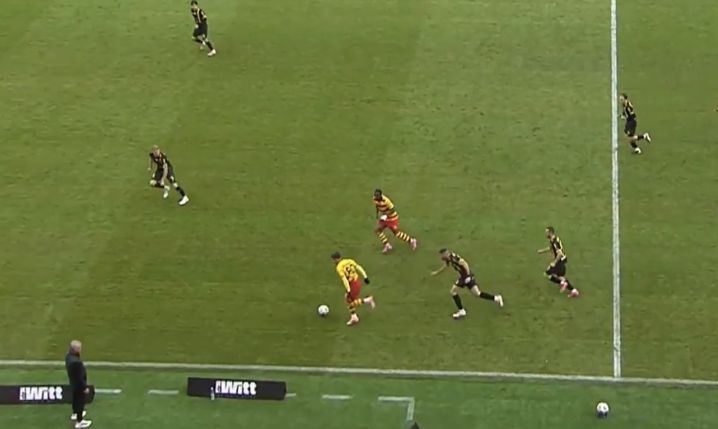 Genialny RAJD Pietuszewskiego i asysta przy golu Imaza! 3-0 [VIDEO]