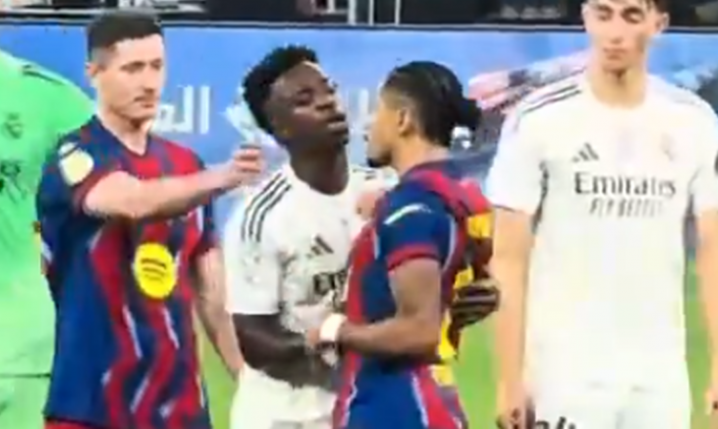 HIT! Robert Lewandowski ''WYTARGAŁ ZA UCHO'' Viniciusa podczas El Clasico xD [VIDEO]