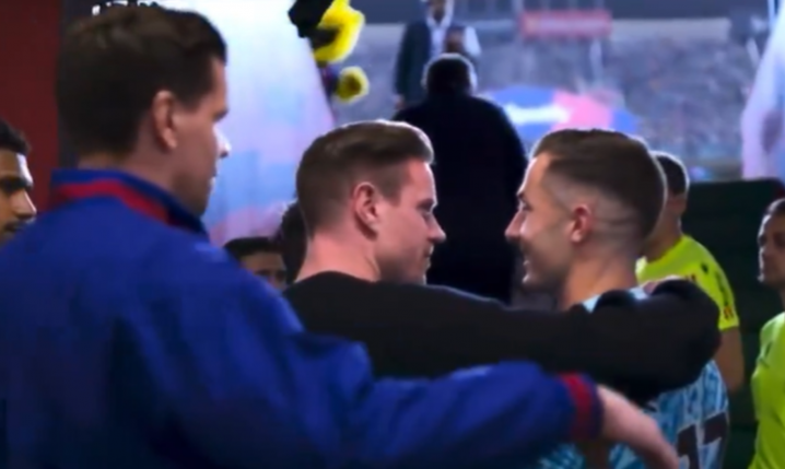 ZACHOWANIE Wojciecha Szczęsnego i Ter Stegena wobec Inakiego Peni przed meczem z Elche [VIDEO]