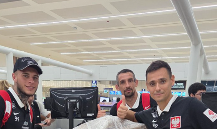 Tak Mistrzowie Świata SOCCA przewożą PUCHAR do Polski :D