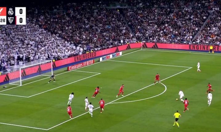 Genialny gol Mbappe z dystansu na 1-0 z Sevillą! [VIDEO]