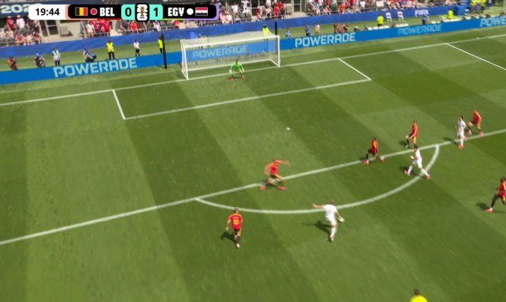 Genialny gol Emama Ashoura na 1-0 z Belgią! [VIDEO]
