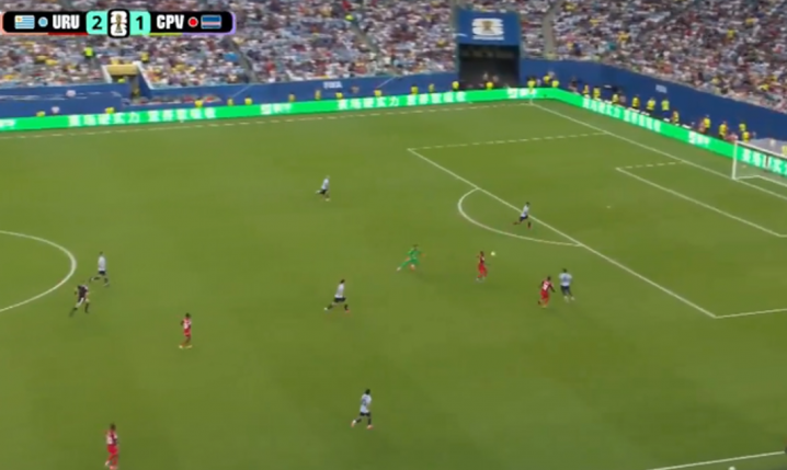TAKIEGO GOLA strzeliła Republika Zielonego Przylądka na 2-2 z Urugwajem! XD [VIDEO]