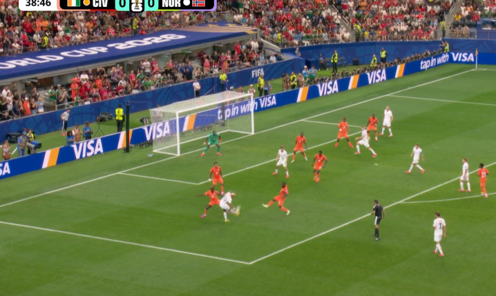 Fantastyczny gol Nusy na 1-0 z WKS! [VIDEO]