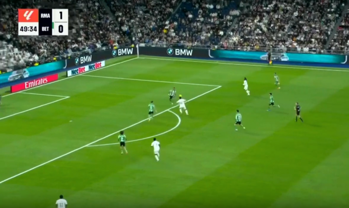 FENOMENALNY drugi gol Gonzalo z Betisem! [VIDEO]