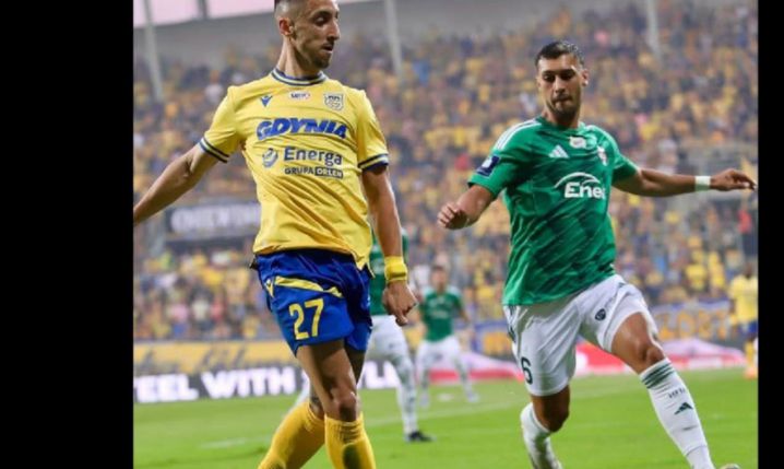 ZACZEPKA Arki Gdynia w stronę Radomiaka po odwołanym meczu... xD