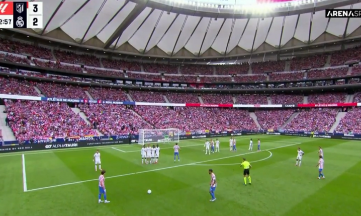 Julian Alvarez STRZELA GOLA z rzutu wolnego z Realem! 4-2 [VIDEO]