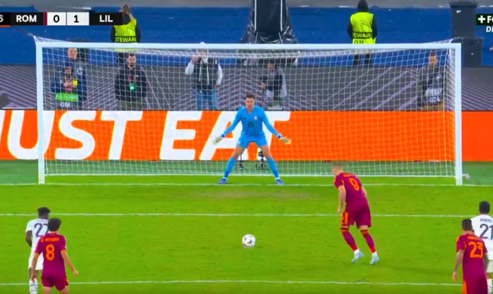 HlT! Bramkarz Lille wyjął TRZY rzuty karne Romy w kilka minut! [VIDEO]