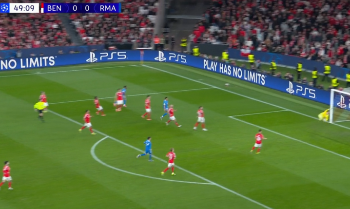 CUDOWNY gol Viniciusa z Benfiką w LM! [VIDEO]