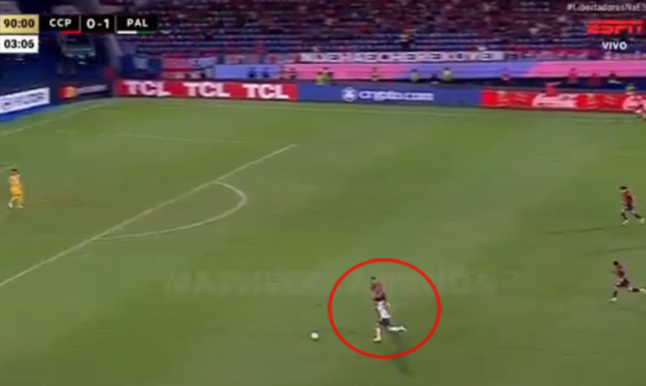 GENIALNY rajd i gol Vitora Roque dla Palmeiras! [VIDEO]
