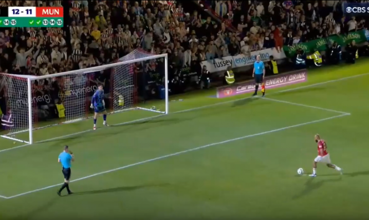 Mbeumo NIE TRAFIA karnego i Grimsby Town eliminuje Man United! [VIDEO]