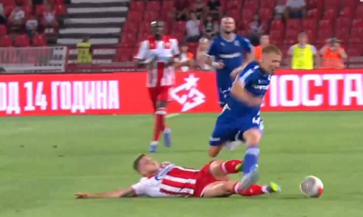 BRUTALNY faul piłkarza Crveny na Kozubalu! [VIDEO[