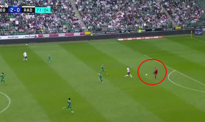 Fatalne wyjście bramkarza Radomiaka i... 3-0 dla Legii! [VIDEO]