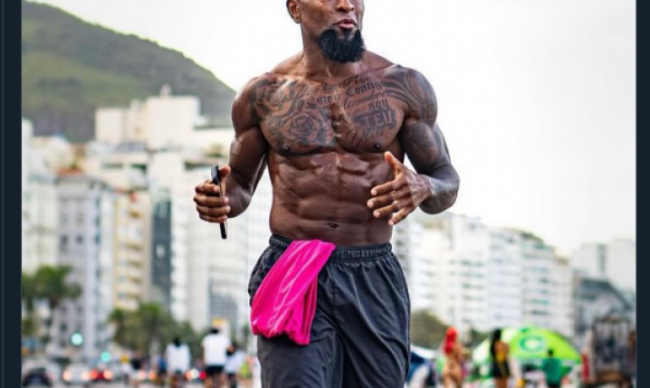 FORMA FIZYCZNA 51-letniego Ze Roberto!