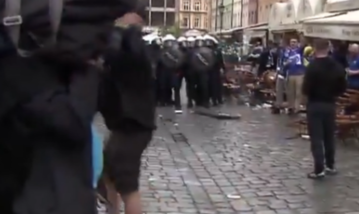 Ekipa TVP Info trafiona armatkami wodnymi we Wrocławiu! [VIDEO]