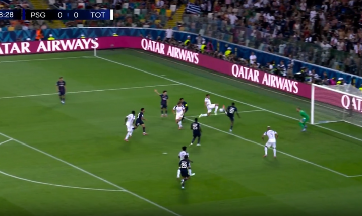 Van de Ven STRZELA GOLA na 1-0 z PSG w Superpucharze Europy! [VIDEO]