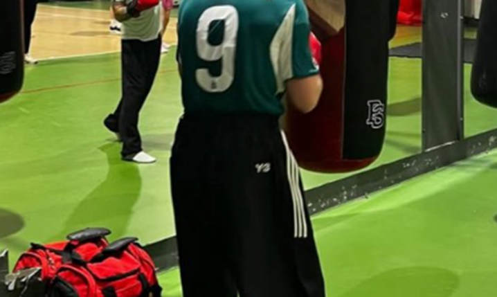 Szwedzki raper Yung Lean na trening w Warszawie ubrał koszulkę... xD