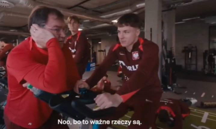 ROZMOWA Jana Urbana z młodymi piłkarzami na zgrupowaniu xD [VIDEO]