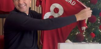 PREZENT dla 45-letniego Stevena Gerrarda!