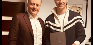 Adwokat ogłosił współpracę z Marcinem Bułką, a ludzie... ZWRÓCILI UWAGĘ NA JEGO SPODNIE xD