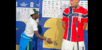Haaland udziela wywiadu i nagle... podchodzi Vinicius! [VIDEO]