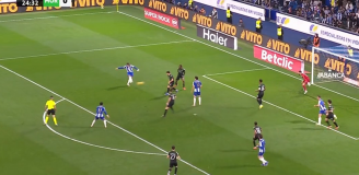 TAK STRZELA Oskar Pietuszewski na 2-0 z Moreirense! [VIDEO]