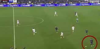 PODANIE Oskara Pietuszewskiego w meczu z Vitoria Guimarães! [VIDEO]