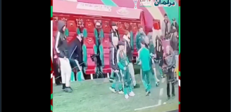 HIT! Algierska kadra ukradła dwie piłki podczas meczu z Gwineą Równikową! [VIDEO]