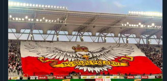 Kibice ŁKSu wnieśli oprawę, która miała być na meczu Polska - Holandia!