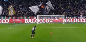 Tak Jonathan David zmarnował karnego z Lecce... [VIDEO]