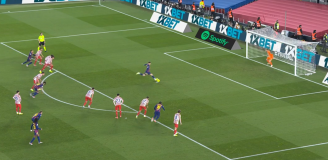 Fatalne PUDŁO Lewandowskiego z rzutu karnego z Atletico [VIDEO]