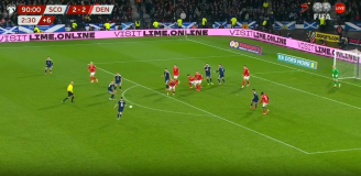 Kieran Tierney ładuje gola z dystansu na 3-2 z Danią! [VIDEO]