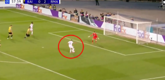 TAKĄ SYTUACJE zmarnował Mbappe z Kairatem... [VIDEO]