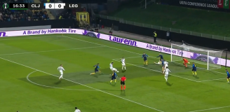 Kacper Urbański strzela gola z Celje w LK! [VlDEO]