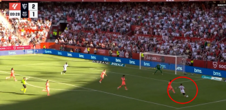Tak strzela Carmona na 3-1 z Barceloną! Szczęsny nie pomógł... [VIDEO]