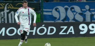 Wybicie piłki przez Pawła Dawidowicza... xD [VIDEO]