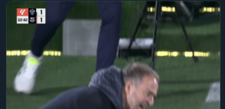 REAKCJA Hansiego Flicka na pudło Ferrana Torresa.. xD