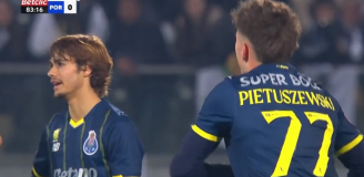 WYBUCH RADOŚCI Oskara Pietuszewskiego po wywalczonym karnym! [VIDEO]