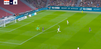 Raphinha strzela gola podcinką na 2-0 z Realem Oviedo! [VIDEO]