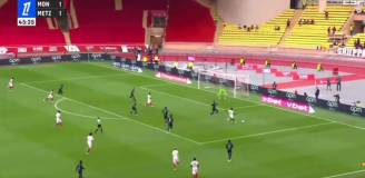 Ansu Fati ŁADUJE GOLA na 2-1 z Metz minutę po wejściu! [VIDEO]